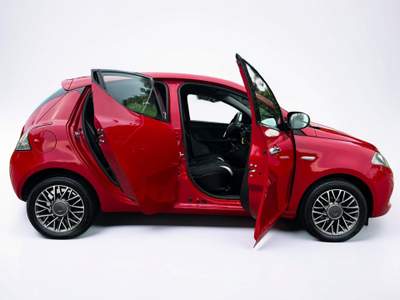 Lancia Ypsilon LANCIA YPSILON 1.300 MJT 95 CV GOLD usata Venezia