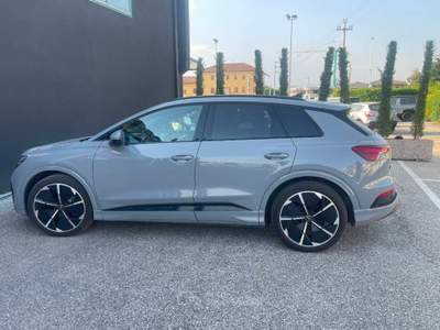 Audi Q4 45 S line edition quattro 286cv Grigio usata Vedelago