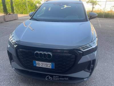 Audi Q4 45 S line edition quattro 286cv Grigio usata Vedelago