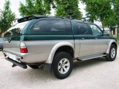 Mitsubishi L200 mitsubishi L200 2.5 TDI 115CV GLS Verde usata Verona