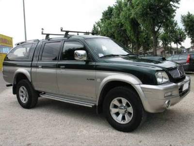 Mitsubishi L200 mitsubishi L200 2.5 TDI 115CV GLS Verde usata Verona
