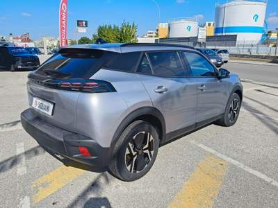 Peugeot 2008 1.5 BlueHdi 130CV EAT8 Allure Grigio usata Gioia del Colle