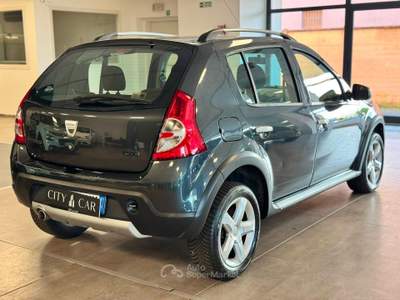 Dacia Sandero OTTIMA PER NEOPATENTATI Grigio usata Verrone