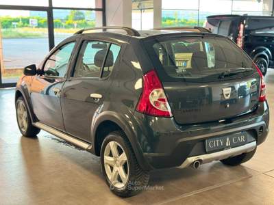 Dacia Sandero OTTIMA PER NEOPATENTATI Grigio usata Verrone
