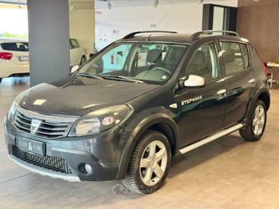 Dacia Sandero OTTIMA PER NEOPATENTATI Grigio usata Verrone