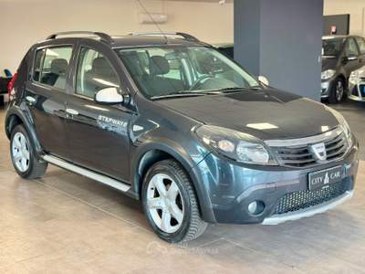 Dacia Sandero OTTIMA PER NEOPATENTATI Grigio usata Verrone