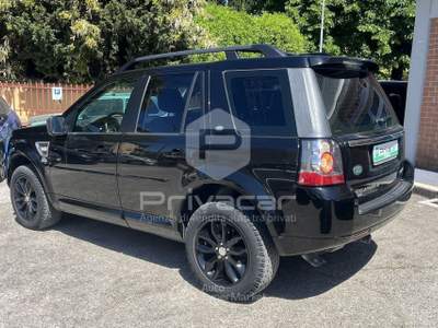 Land Rover Freelander LAND ROVER Freelander 2.2 SD4 S.W. SE Nero usata Foligno
