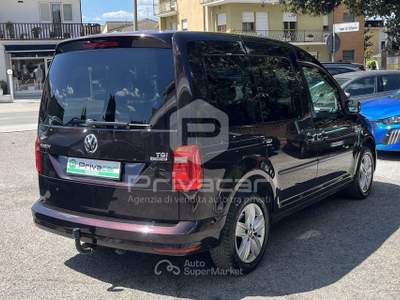 Volkswagen Caddy VOLKSWAGEN Caddy 1.4 TGI Kombi Lilla usata Foligno