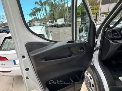Iveco Daily 35 C14H BTor 2.3 HPT PL-RG Centinato Bianco usata Acireale