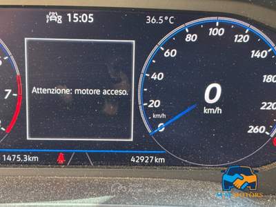 Volkswagen Taigo 1.0 tsi R-Line 110cv dsg Grigio usata Bologna