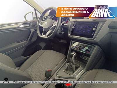 Volkswagen Tiguan 1.5 tsi life 150cv dsg Bianco usata Vigevano