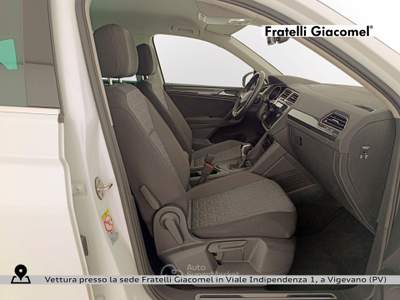 Volkswagen Tiguan 1.5 tsi life 150cv dsg Bianco usata Vigevano