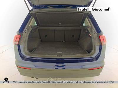 Volkswagen Tiguan 1.6 tdi business 115cv Blu/Azzurro usata Vigevano