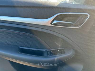 MG ZS  - zs 1.0 luxury Nero usata Roma
