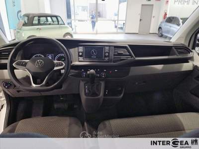 Volkswagen Multivan Caravelle 2.0 tdi 150cv trendline p.c. dsg7 Bianco usata Sesto Fiorentino