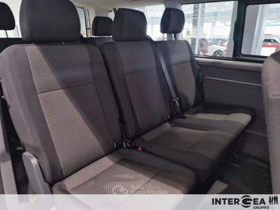 Volkswagen Multivan Caravelle 2.0 tdi 150cv trendline p.c. dsg7 Bianco usata Sesto Fiorentino