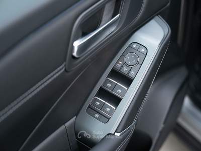 Nissan Qashqai Qashqai n-connecta mhyb 140cv mt 2w Grigio usata Firenze