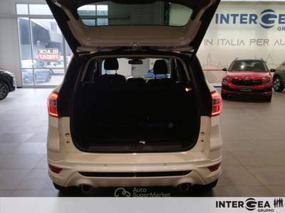 Ford Kuga Kuga 2.0 tdci vignale s&s awd 180cv powershif my18 Bianco usata Sesto Fiorentino