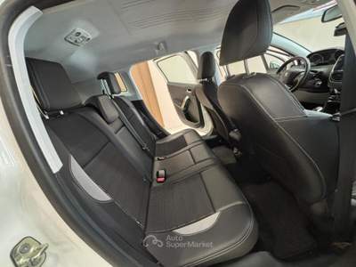 Peugeot 2008 1.6 DIESEL **COME NUOVA*FULL Bianco usata Gravina in Puglia