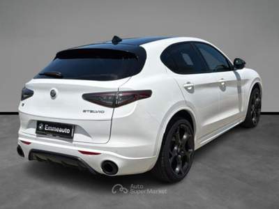 Alfa Romeo Stelvio AT8 Q4 Tributo Italiano Bianco usata LECCE