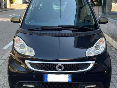Smart ForTwo - 52 kW MHD COUPE' PURE - BENZINA - KM 85.484 - ANCHE PER NEOPATENTATI - PREZZO NON VINCOLATO A FINANZIAMENTO Nero usata Varese
