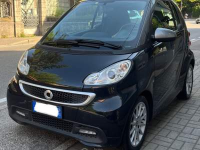 Smart ForTwo - 52 kW MHD COUPE' PURE - BENZINA - KM 85.484 - ANCHE PER NEOPATENTATI - PREZZO NON VINCOLATO A FINANZIAMENTO Nero usata Varese