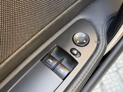 BMW Serie 1 118d cat 3 porte Grigio usata Bari