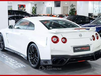 Nissan GT-R 3.8 V6|ONLY 16.000 KM| Bianco usata Vergiate