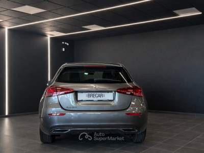 Mercedes-Benz Classe A e Plug-In-Hybrid Progressive Advanced Speedshift DCT AMG 8G usata Crema