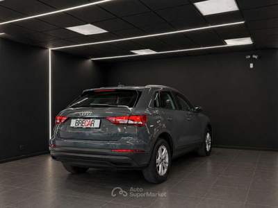 Audi Q3 35 2.0 tdi s-tronic Grigio usata Crema
