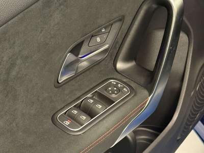 Mercedes-Benz Classe A AMG Line Advanced 7G-DCT Blu/Azzurro usata Crema