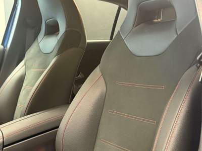 Mercedes-Benz Classe A AMG Line Advanced 7G-DCT Blu/Azzurro usata Crema