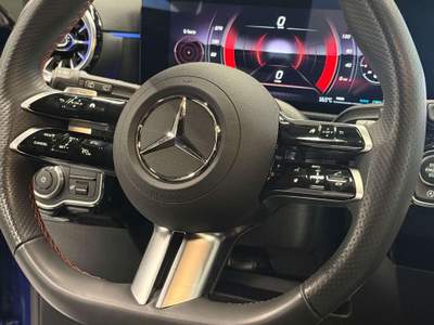 Mercedes-Benz Classe A AMG Line Advanced 7G-DCT Blu/Azzurro usata Crema