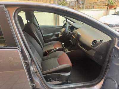Renault Clio 1.2 16v 75 cv live GPL Ok Neop. Grigio usata Roma