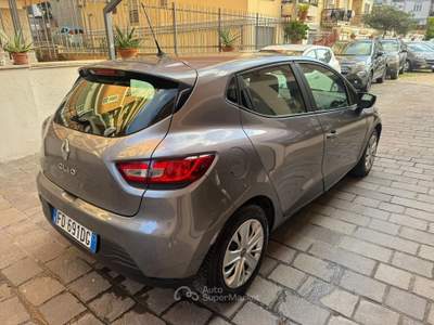 Renault Clio 1.2 16v 75 cv live GPL Ok Neop. Grigio usata Roma