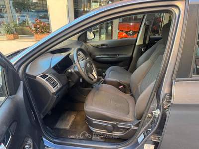 Hyundai i20 77cv 5p GPL Confort Ok Neop Grigio usata Roma