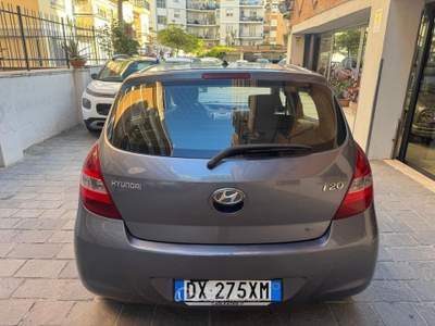 Hyundai i20 77cv 5p GPL Confort Ok Neop Grigio usata Roma