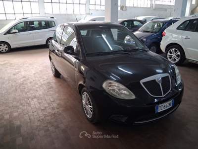 Lancia Ypsilon y 1.2 8V 60cv Ok Neopatentati Nero usata Roma