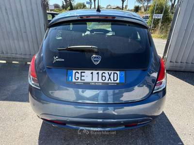 Lancia Ypsilon 5 porte GPL Ecochic Gold Blu/Azzurro usata Roma