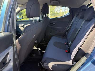 Lancia Ypsilon 5 porte GPL Ecochic Gold Blu/Azzurro usata Roma