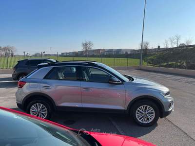 Volkswagen T-Roc 2.0 TDI LIFE 115CV 6M Grigio usata Leno