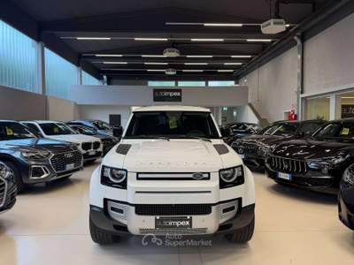Land Rover Defender 110 3.0d mhev S awd 200cv auto 23" usata Merano