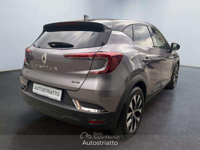 Renault Captur 1.6 E-TECH HEV 145 TECHNO AUTO AUTOCARRO N1 IVA totalmente deducibile usata Mariano Comense