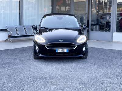 Ford Fiesta Benzina 100CV E6 Automatica Neo - 2017 Nero usata Roma