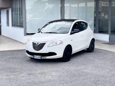 Lancia Ypsilon Benzina 69CV E5 Neo - 2013 Bianco usata Roma