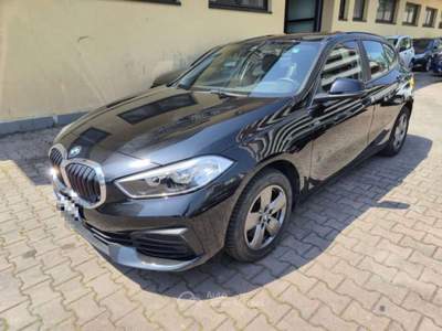 BMW Serie 1 116d 116 d 5p. Business Advantage Nero usata Sesto San Giovanni