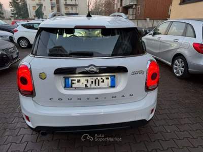 MINI Cooper Countryman 1.5 Hype ALL4 AUTOMATICA Bianco usata Sesto San Giovanni