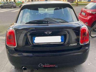 MINI Cooper Mini 1.5 Hype 5p autom. navigatore PREZZO REALE Nero usata Milano