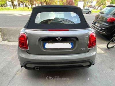 MINI Cooper Mini IV Cabrio F57 2021 1.5 autom. NEOPATENTATI no promo prezzo reale Grigio usata Milano