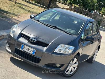 Toyota Auris 1.4 DIESEL 2008 - SPAZIOSA Grigio usata Terlizzi